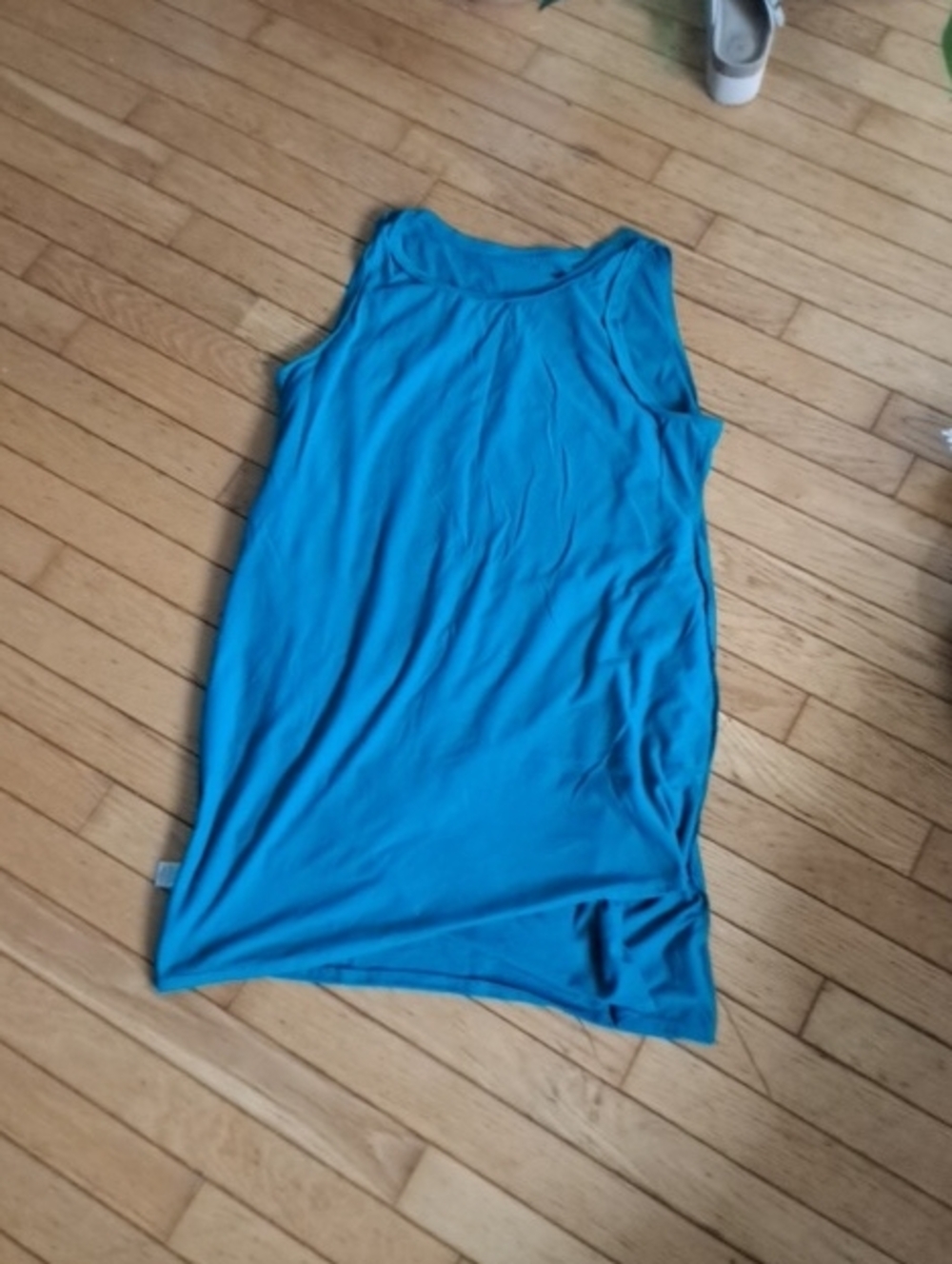 Source Unknown Vibrant Teal Tank Top